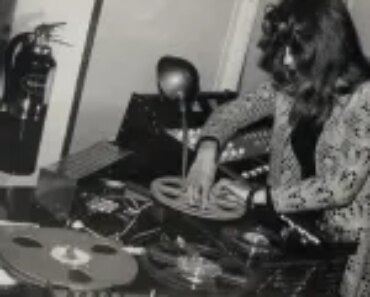 Designer of Pompidou Center logo dies at 96