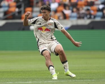 Julian Hall, Red Bulls look to continue their fast start against the Revs Julian Hall, Red Bulls look to continue their fast start against the Revs