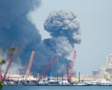 Multiple Gulf Arab states host Iran targeting US assets in retaliation | Israel-Iran conflict news Multiple Gulf Arab states host Iran targeting US assets in retaliation | Israel-Iran conflict news