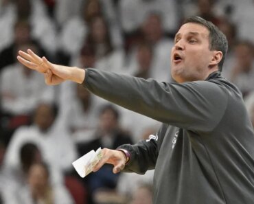 NC State pushes to extend Notre Dame’s ‘hell season’ NC State pushes to extend Notre Dame’s ‘hell season’