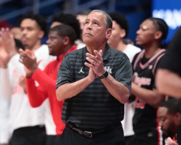 No. 5 Houston looks to get back on track against Colorado. No. 5 Houston looks to get back on track against Colorado.