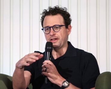 OpenAI signs deal with Pentagon after Trump blacklists Anthropic