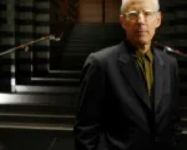 SVA is closing its MFA Curatorial Practice program SVA is closing its MFA Curatorial Practice program