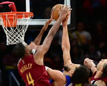 The Cavaliers want to keep up with the East-leading Pistons. The Cavaliers want to keep up with the East-leading Pistons.