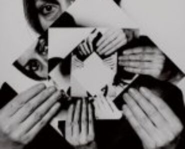 The central tower of the Sagrada Familia is completed The central tower of the Sagrada Familia is completed