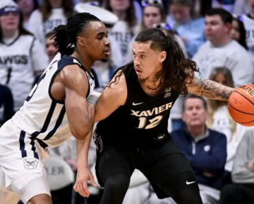 Tre Carroll set his sights high as Xavier hosted Georgetown.
