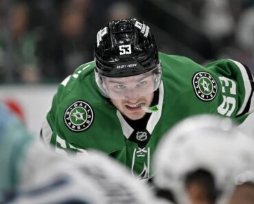 Wyatt Johnston, back-to-back Stars host Predators