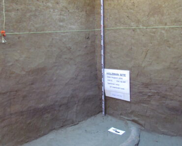 14,000-year-old ivory tools found in Alaska suggest how Clovis ancestors first arrived in the New World 14,000-year-old ivory tools found in Alaska suggest how Clovis ancestors first arrived in the New World