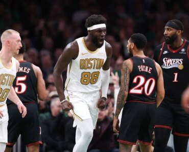 A great effort by Neemias Queta put the Celtics past the 76ers.