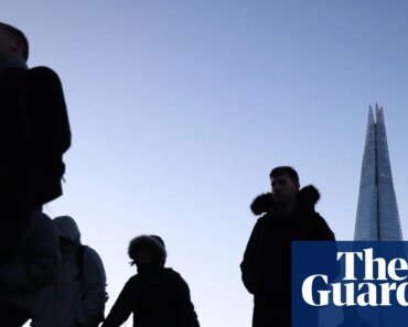 Average UK office attendance ‘sets’ at highest level since pre-Covid | working from home