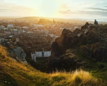 Bankrupt regional airline cancels, cancels all flights