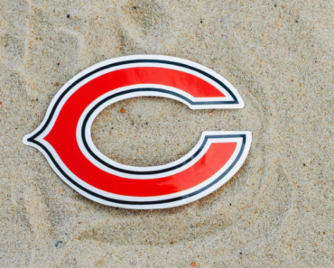 Bears release veteran linebacker Tremaine Edmunds