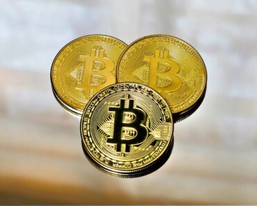 Bitcoin chain data reveals unusual market behavior