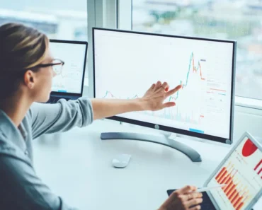 Bitcoin or Broad Market ETF? The answer may not be clear for long-term investors