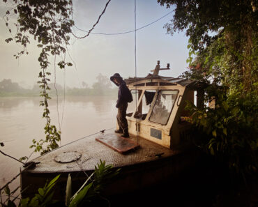 ‘Black water’ lakes and rivers in the Congo Basin are now releasing old carbon into the atmosphere