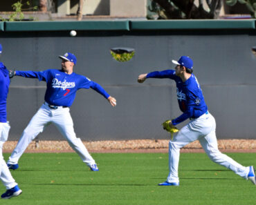 Blake Snell aims to return at the end of April Blake Snell aims to return at the end of April