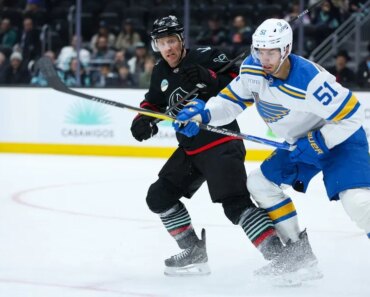 Brayden Schenn had three assists as the Blues toppled the Kraken.