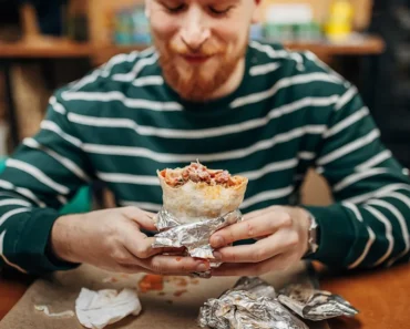 Chipotle lost traffic in all 4 quarters of 2025. Can it win customers back without a discount?