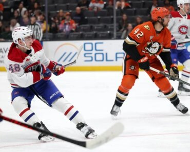 Chris Kreider collects 4 points in shootout as Ducks down Canadiens.