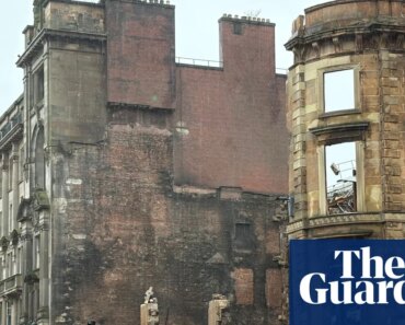 Concern over Scottish fire service after no ladder engine available at fire | Scotland