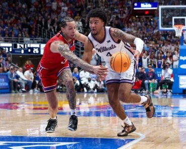 Darryn Peterson drubbing K-State boosts Kansas to No. 14