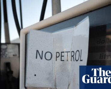 Dozens of gas stations in Australia run out of fuel as panic buying continues | Transport Dozens of gas stations in Australia run out of fuel as panic buying continues | Transport