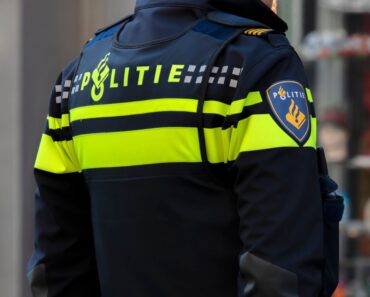 Explosion damages Jewish school in Amsterdam | world news Explosion damages Jewish school in Amsterdam | world news