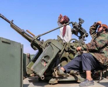 Explosions heard in Kabul as Pakistan-Afghanistan conflict continues | Conflict news Explosions heard in Kabul as Pakistan-Afghanistan conflict continues | Conflict news