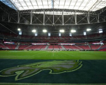 Former Eagles linebacker and six-year NFL veteran Dick Absher has died.