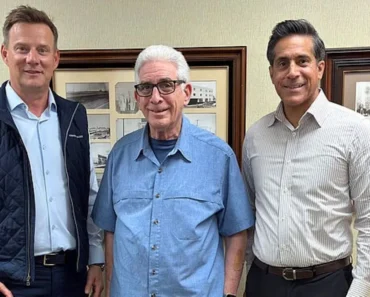 Front paper box special Koenig & Boyer press orders