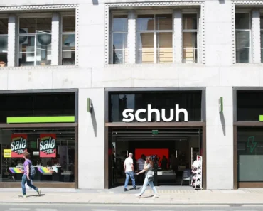 Genesco reports higher Q4 sales and profits on travel growth Genesco reports higher Q4 sales and profits on travel growth