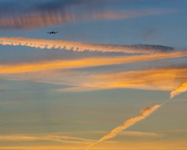 Google diverted hundreds of flights to cut global warming contrails