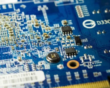 Here’s what you need to know before investing in advanced micro tools. (AMD)