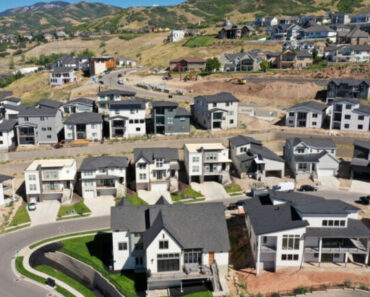 Here’s what’s driving Lennar Corporation’s (LEN) long-term earnings potential