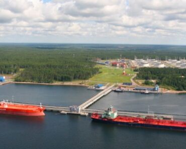 Hormuz shock sends China and India competing for Russian crude oil