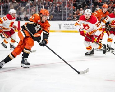 Hot teams collide as the Ducks test their recent performance against the Avalanche.