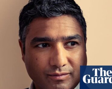 ‘I won’t skate!’ Nick Mohammed to host Olivier Awards in 50th anniversary year | olivier awards ‘I won’t skate!’ Nick Mohammed to host Olivier Awards in 50th anniversary year | olivier awards