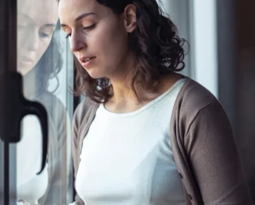 If your mom dies leaving $10K in credit card debt, here’s what life insurance payouts mean for you If your mom dies leaving $10K in credit card debt, here’s what life insurance payouts mean for you