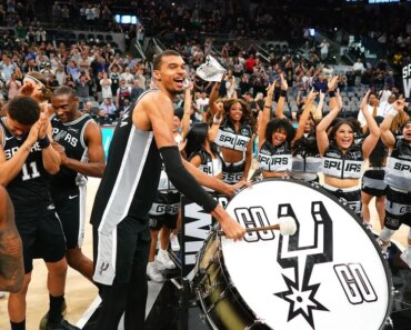 I’m happy to be back home, beating the Spurs in straight sets and taking on the challenge of the Clippers.