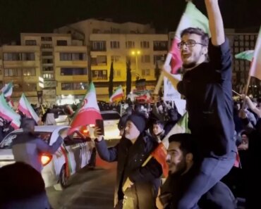 Iranians celebrate the appointment of Mojtaba Khamenei as supreme leader