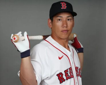 Japan beats Australia to advance to WBC Group C Japan beats Australia to advance to WBC Group C