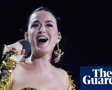 Katie Perry v Katy Perry: Sydney fashion designer wins 16-year trademark dispute with US pop star | australian law