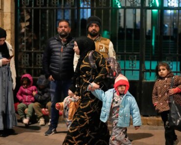 Lebanese civilians flee amid deadly Israeli attacks on Beirut suburbs | Israel attacks Lebanon News