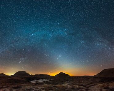 Mars is a great time to see the strange glow of zodiacal lights. This is how you see it