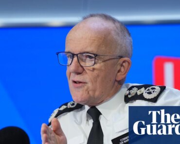 Met accused of insulting black people with shake-up of anti-racism strategy | metropolitan police