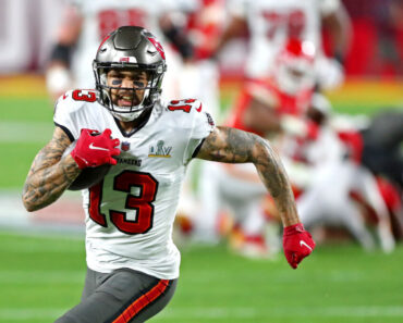 Mike Evans signing with 49ers could lead to star player release