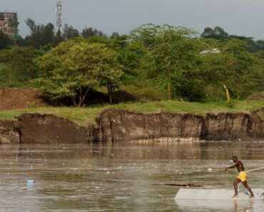 Nairobi flash floods kill more than 20 people and cause widespread airport disruption | world news