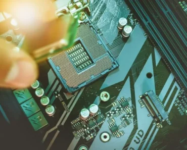 Navitas ( NVTS ) rises 25% on product launch; New CFO names