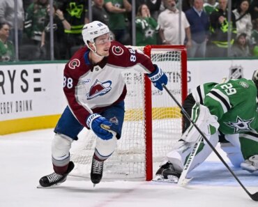 Nazem Kadri, Avalanche Aims for the Wild