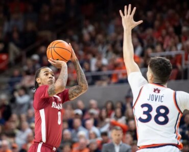 No. 16 Alabama stands in the way of Auburn’s late NCAA push.